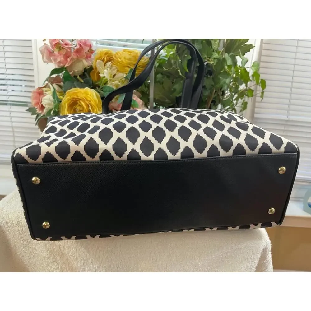 Vera Bradley Uptown Baby Diaper Bag Ikat Design(u500